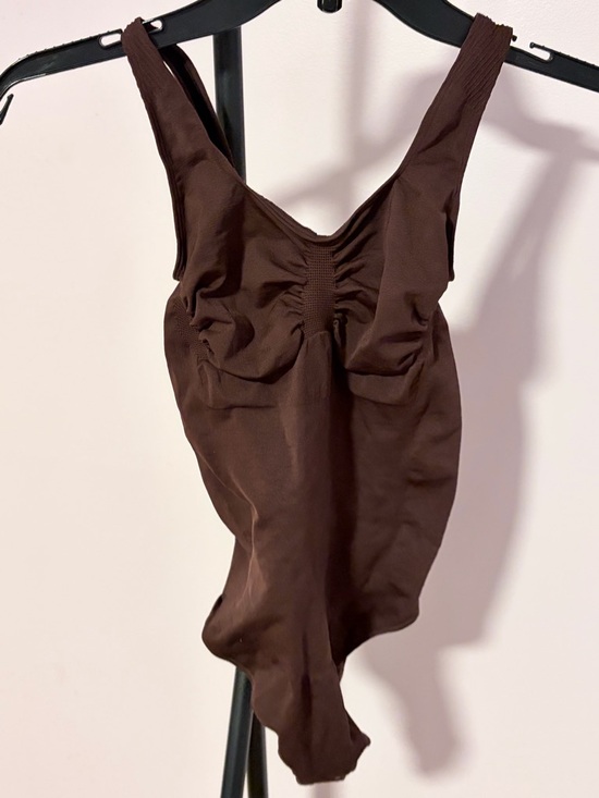 YITTY NEARLY NAKED SHAPING THONG BODYSUIT NWOT XL/XXL - Picture 2 of 9